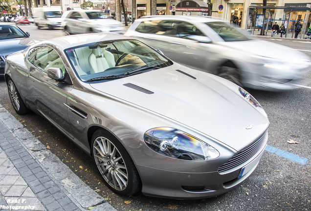 Aston Martin DB9