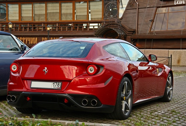 Ferrari FF