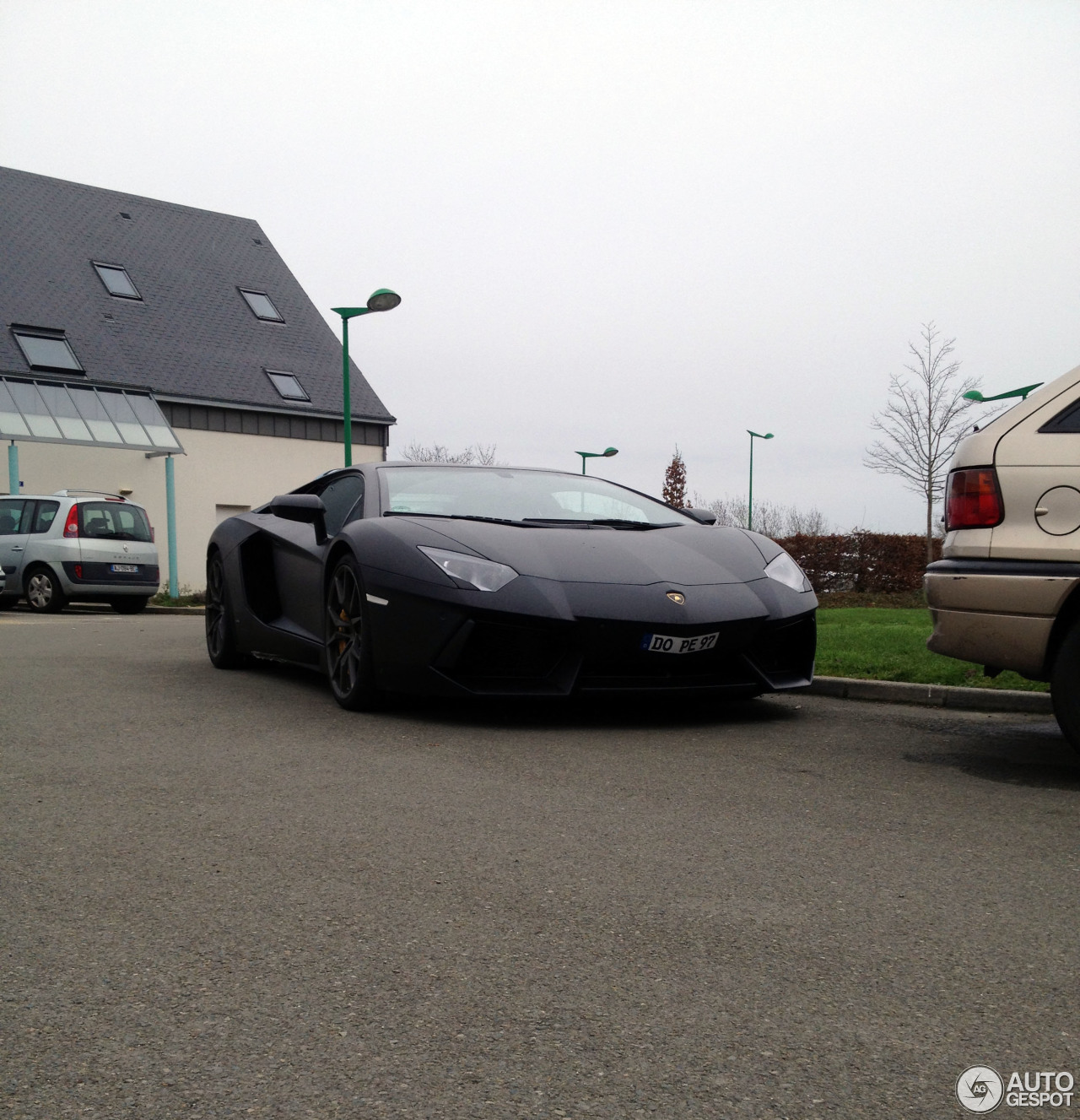 Lamborghini Aventador LP700-4