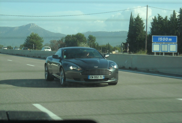 Aston Martin DB9