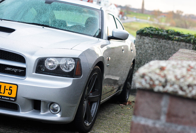 Dodge Charger SRT-8