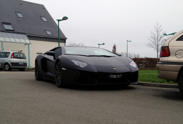 Lamborghini Aventador LP700-4