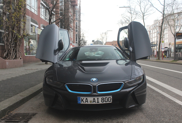 BMW i8