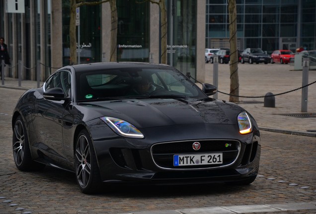 Jaguar F-TYPE R Coupé