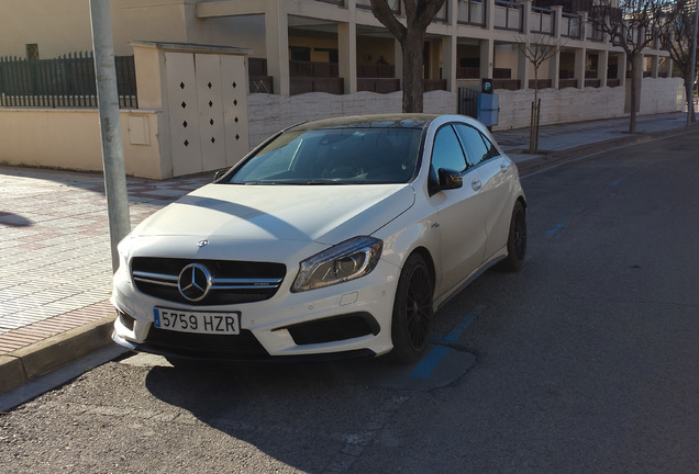 Mercedes-Benz A 45 AMG