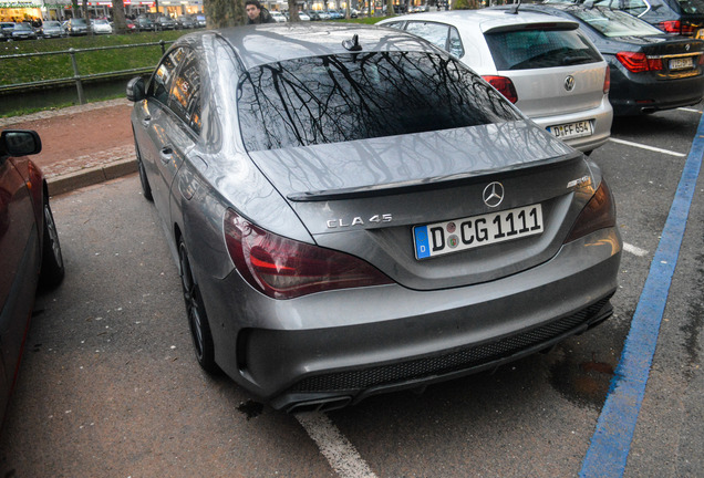 Mercedes-Benz CLA 45 AMG C117