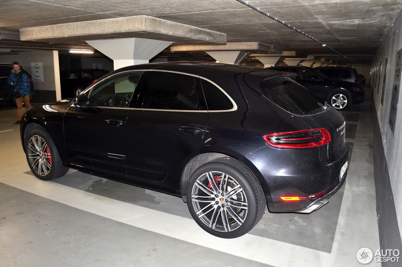 Porsche 95B Macan Turbo