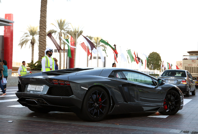 Lamborghini Aventador LP700-4