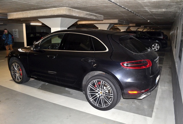 Porsche 95B Macan Turbo