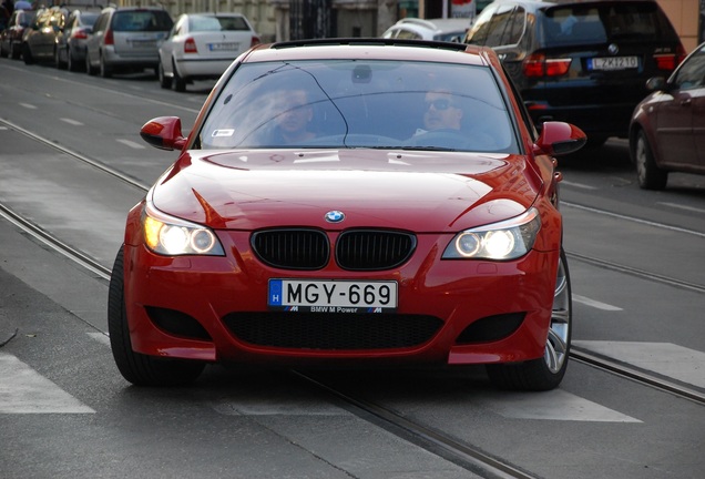 BMW M5 E60 2005