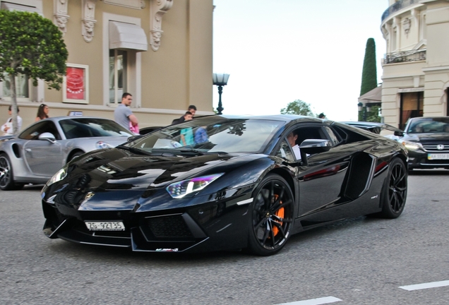 Lamborghini Aventador LP700-4 Roadster