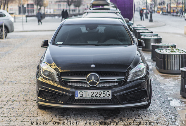 Mercedes-Benz A 45 AMG