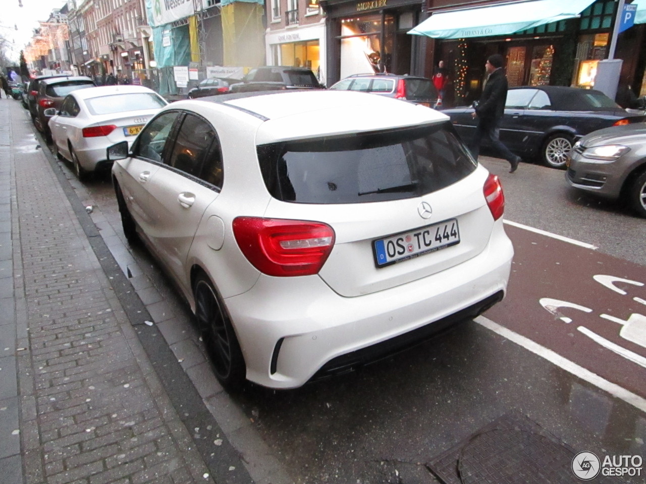 Mercedes-Benz A 45 AMG