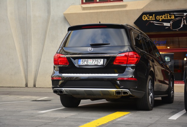 Mercedes-Benz GL 63 AMG X166