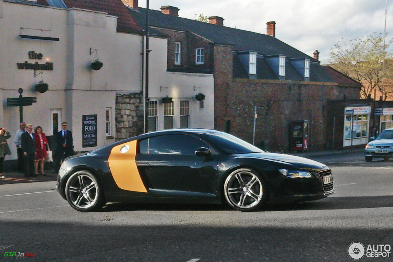 Audi R8 - 01 January 2015 - Autogespot