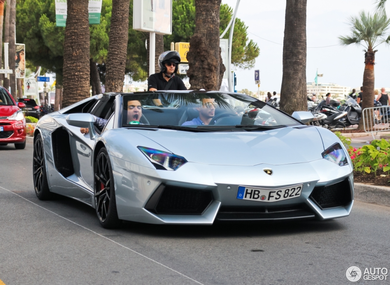 Lamborghini Aventador LP700-4 Roadster