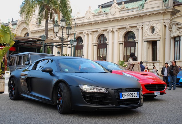 Audi R8 V10