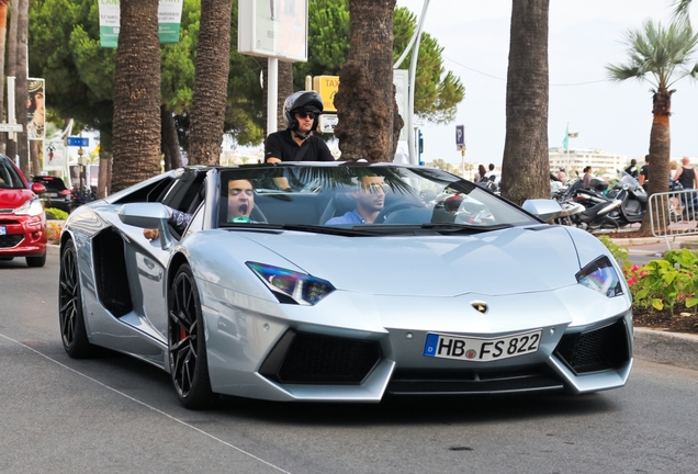 Lamborghini Aventador LP700-4 Roadster