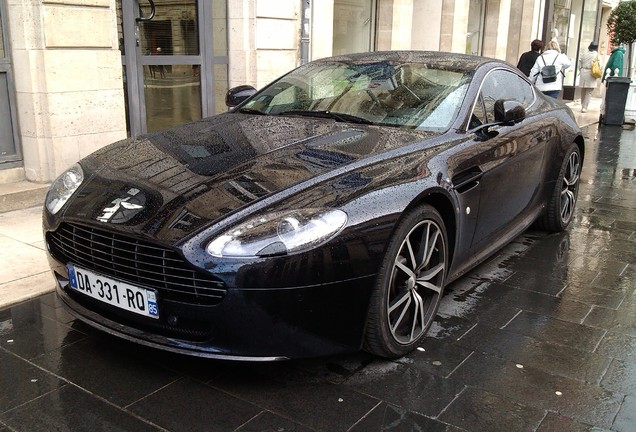 Aston Martin V8 Vantage