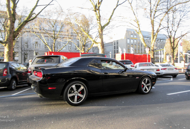 Dodge Challenger SRT-8 392