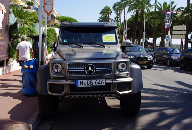 Mercedes-Benz G 63 AMG 6x6