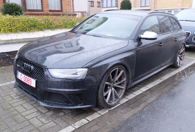 Audi RS4 Avant B8