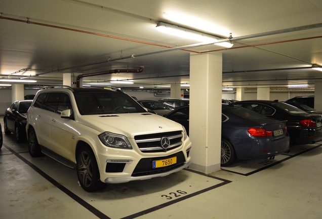 Mercedes-Benz GL 63 AMG X166