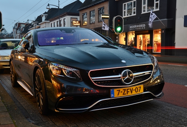 Mercedes-Benz S 63 AMG Coupé C217