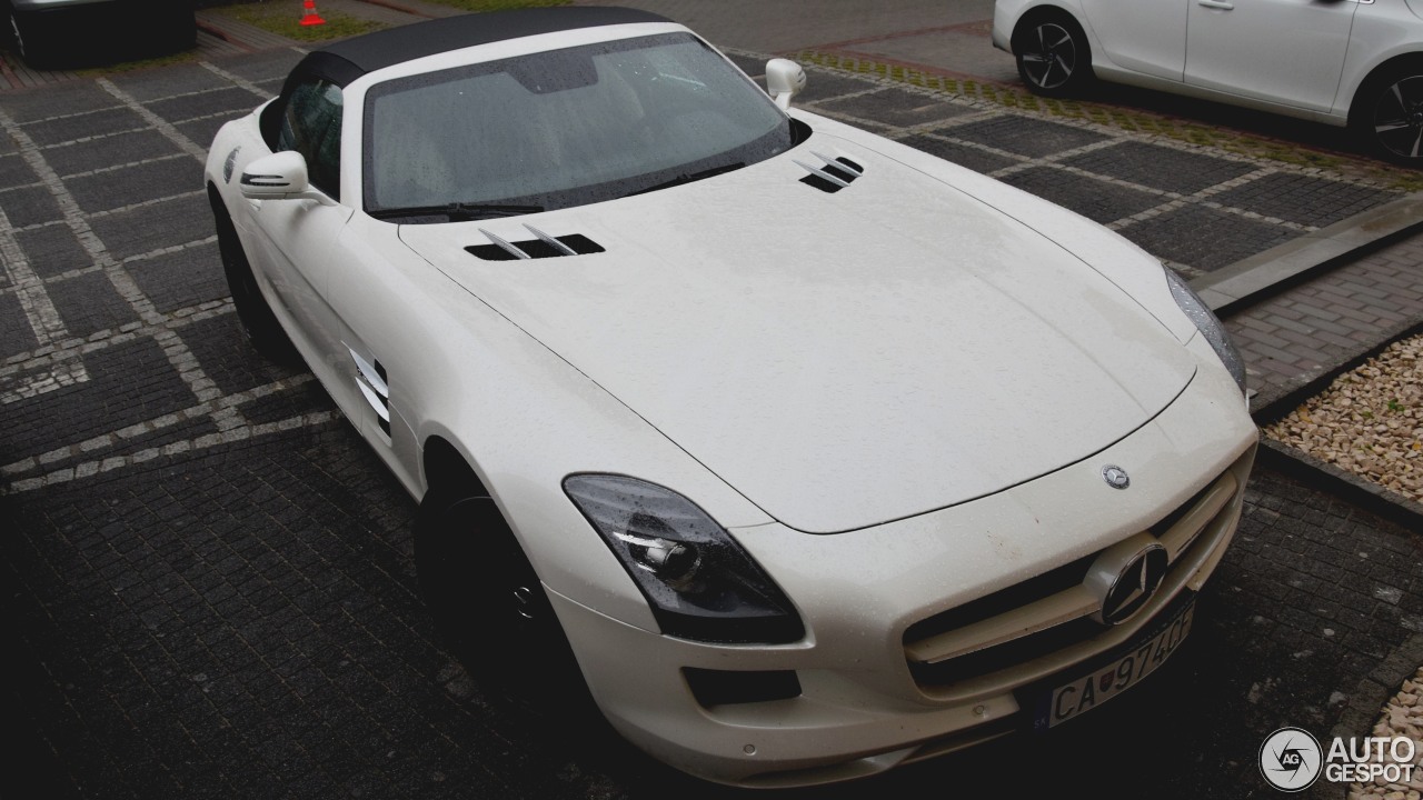 Mercedes-Benz SLS AMG Roadster