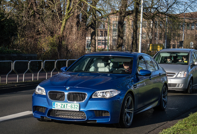 BMW M5 F10 2011