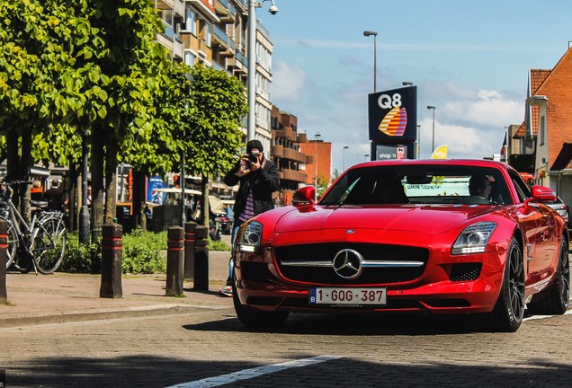 Mercedes-Benz SLS AMG