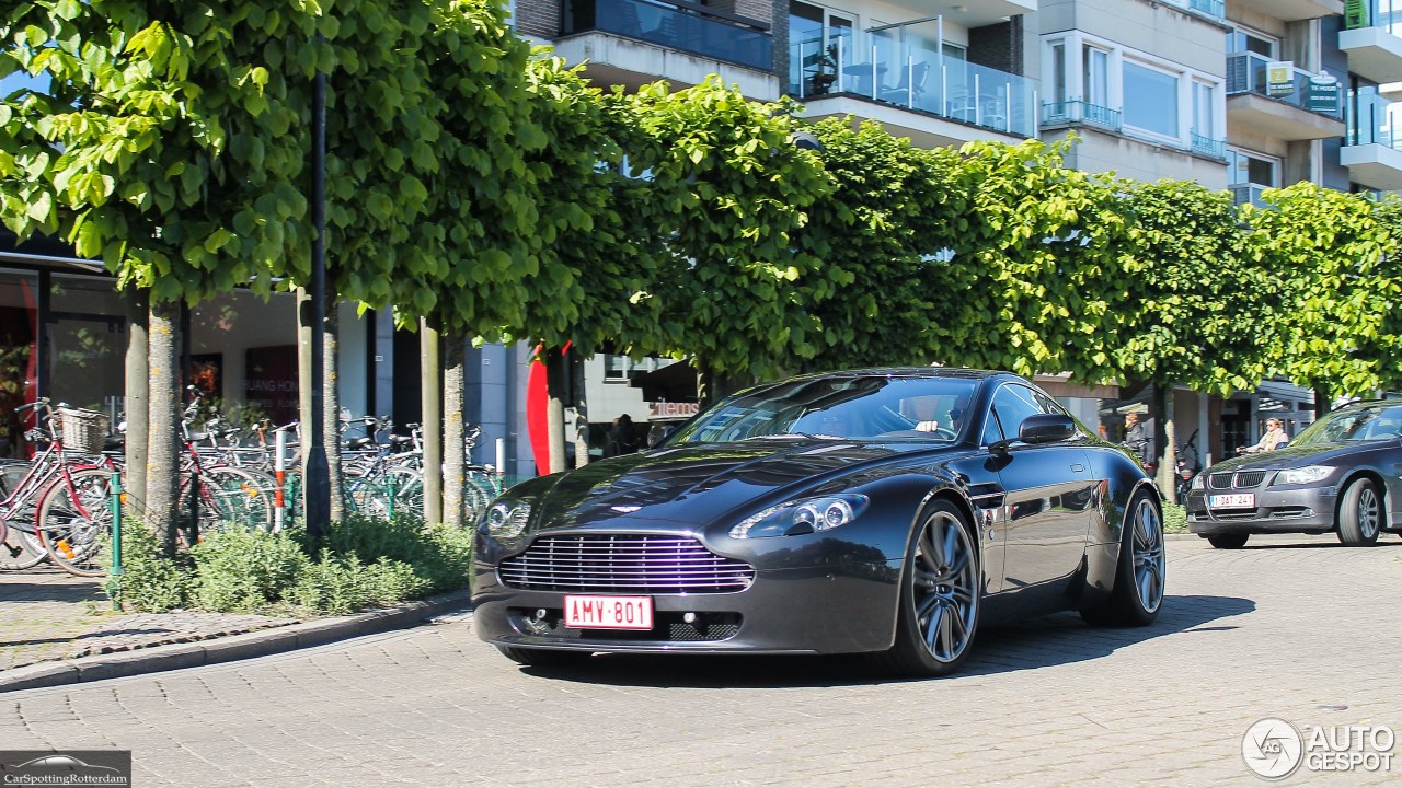 Aston Martin V8 Vantage