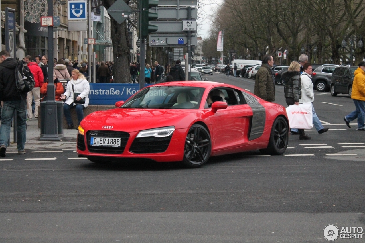 Audi R8 2013