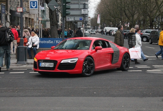 Audi R8 2013