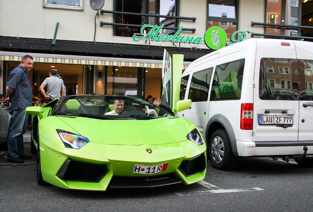 Lamborghini Aventador LP700-4 Roadster