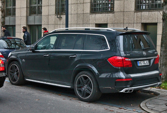 Mercedes-Benz GL 63 AMG X166