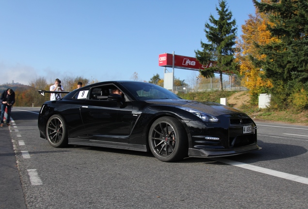 Nissan GT-R 2011