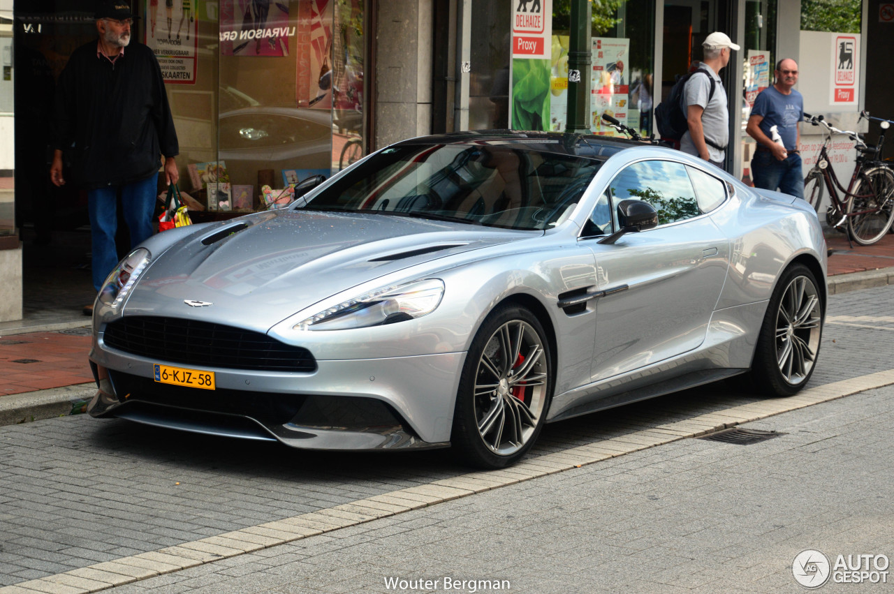 Aston Martin Vanquish 2013