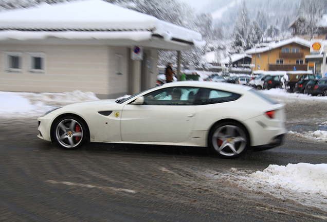 Ferrari FF