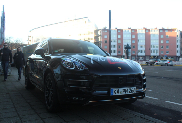 Porsche 95B Macan Turbo