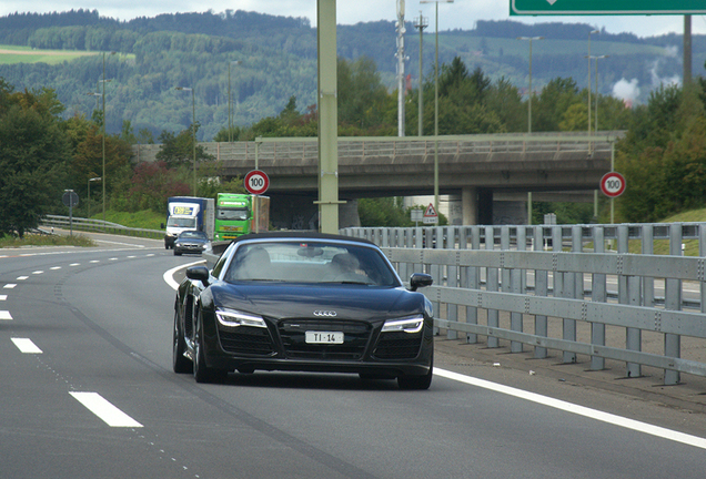 Audi R8 V10 Spyder 2013