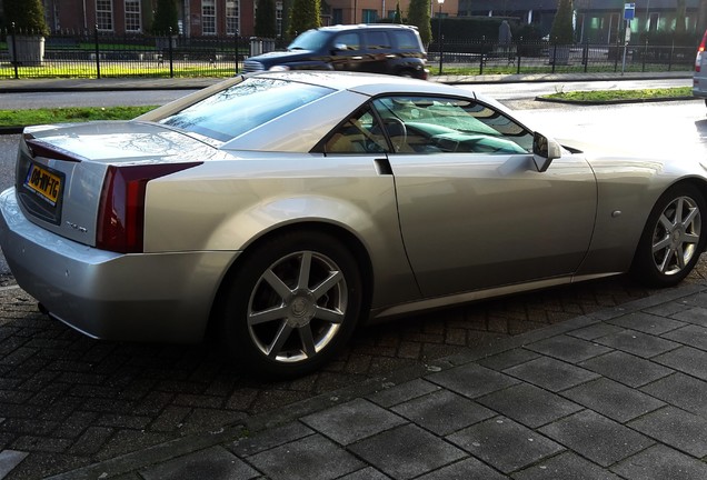 Cadillac XLR