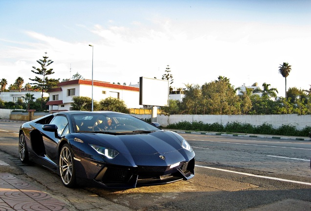 Lamborghini Aventador LP700-4 Roadster