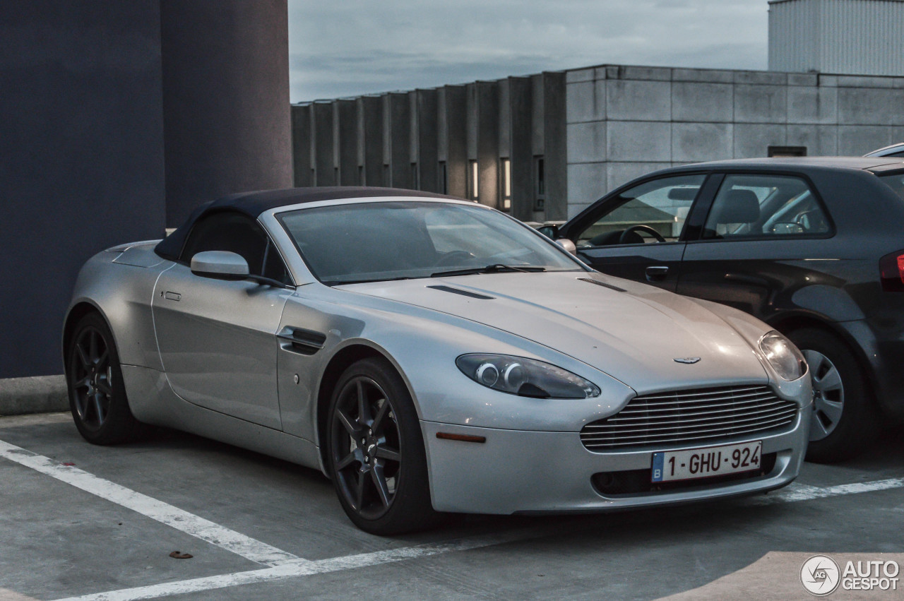 Aston Martin V8 Vantage Roadster