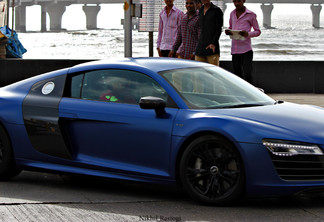 Audi R8 V10 Plus 2013