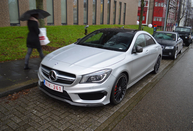 Mercedes-Benz CLA 45 AMG C117