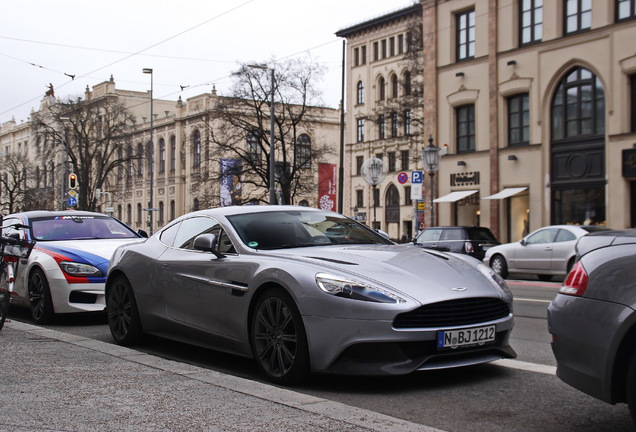 Aston Martin Vanquish 2013