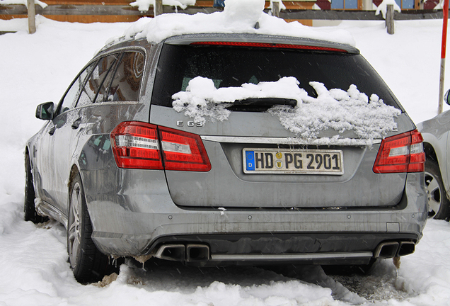 Mercedes-Benz E 63 AMG S212 V8 Biturbo