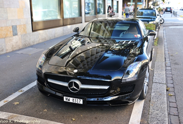 Mercedes-Benz SLS AMG