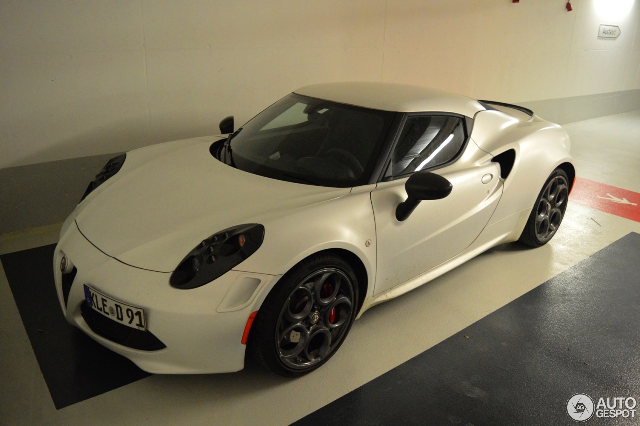 Alfa Romeo 4C Launch Edition